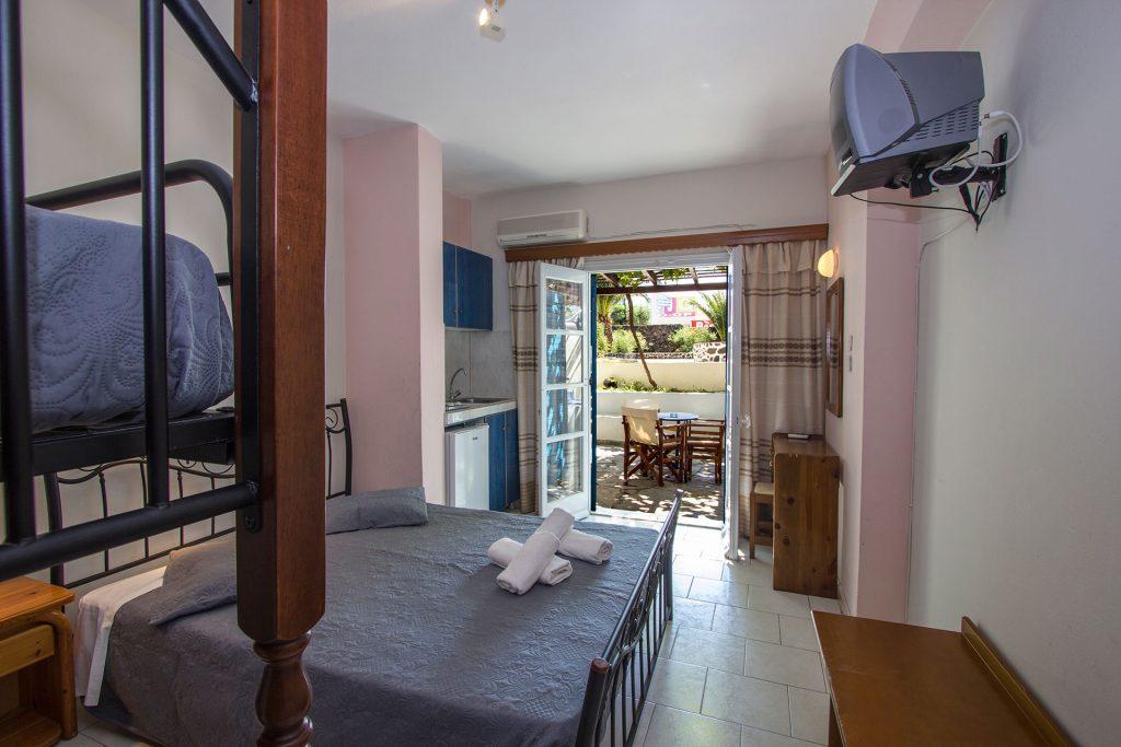 Petra Nera Hotel Perissa  Ngoại thất bức ảnh